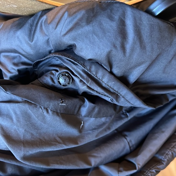 Black Women's Patagonia Down Jacket - Picture 5 of 6
